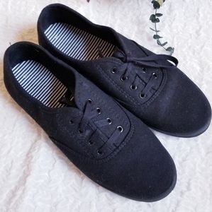 Solid Black Flat Canvas Sneakers